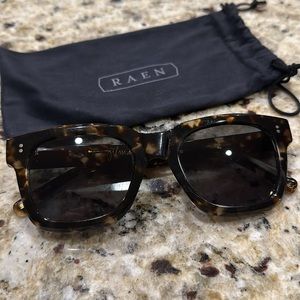 Raen Gilman Sunglasses